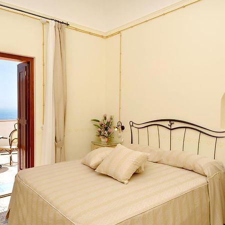 Locanda Degli Dei Praiano Luaran gambar