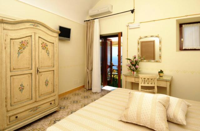 Locanda Degli Dei Praiano Luaran gambar